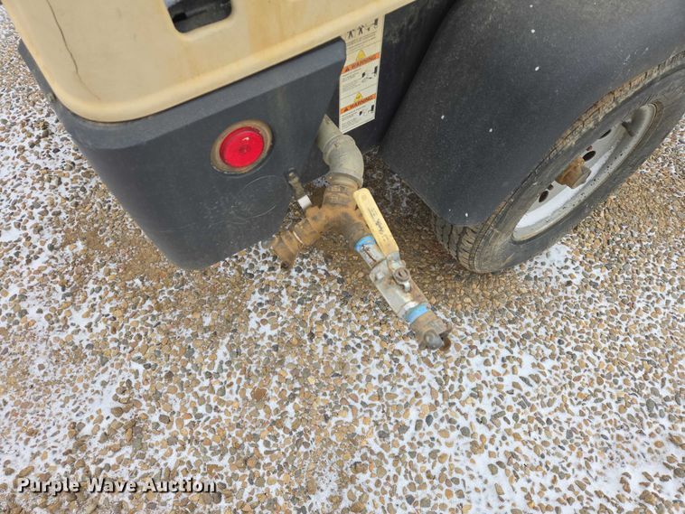 image for item EV5792 2016 Doosan C185 air compressor