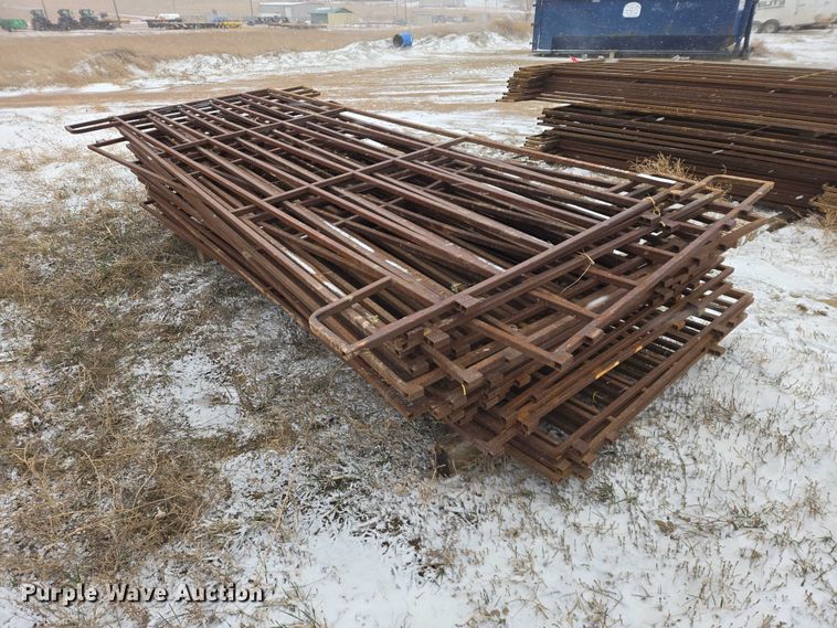 image for item EV5796 (25) fence panels