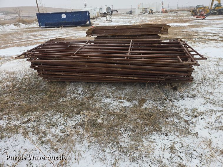image for item EV5796 (25) fence panels