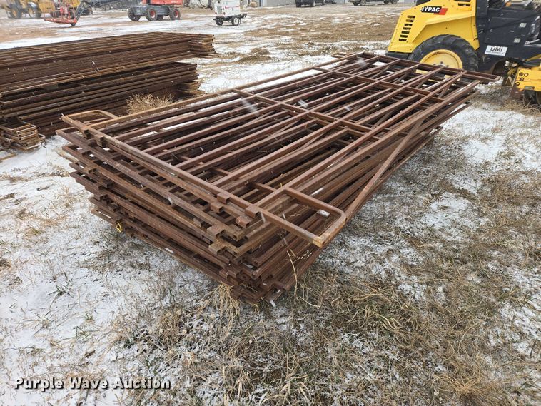 image for item EV5796 (25) fence panels