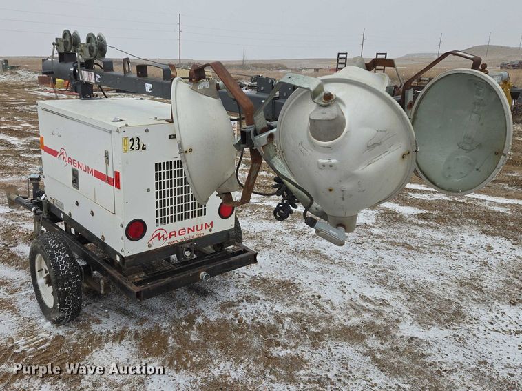 image for item EV5797 2011 Magnum MLT3060M light plant