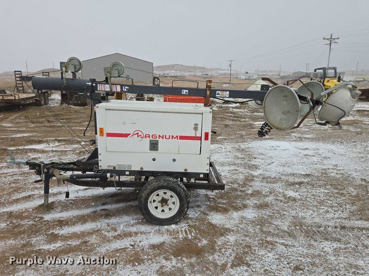 image for item EV5797 2011 Magnum MLT3060M light plant