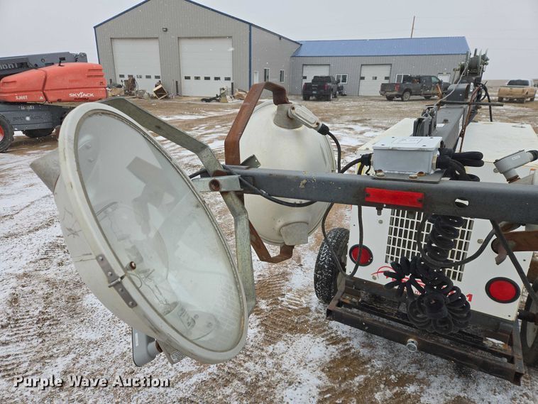 image for item EV5797 2011 Magnum MLT3060M light plant