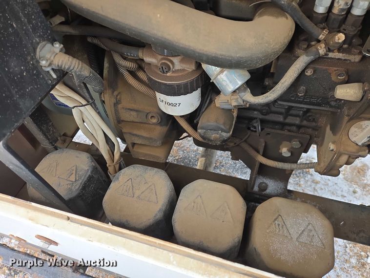 image for item EV5797 2011 Magnum MLT3060M light plant