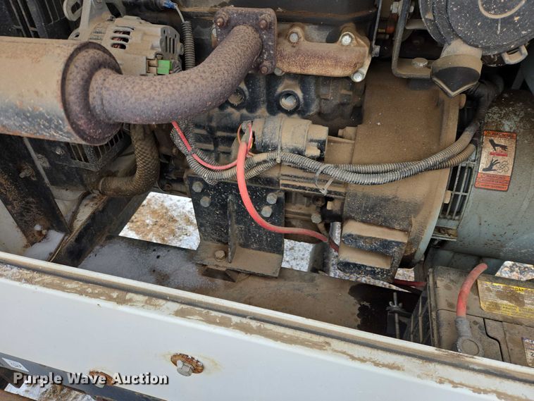 image for item EV5797 2011 Magnum MLT3060M light plant