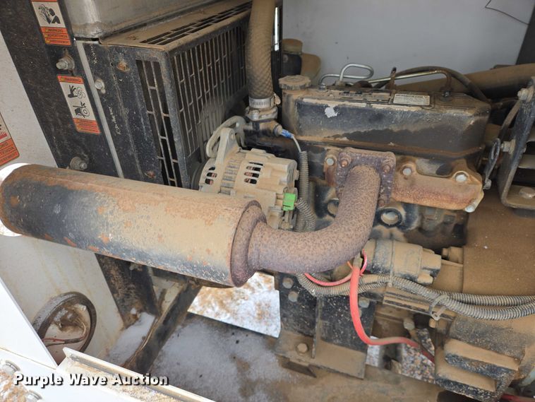 image for item EV5797 2011 Magnum MLT3060M light plant