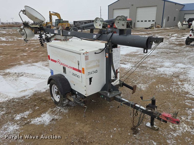 image for item EV5798 2011 Magnum MLT3060M light plant