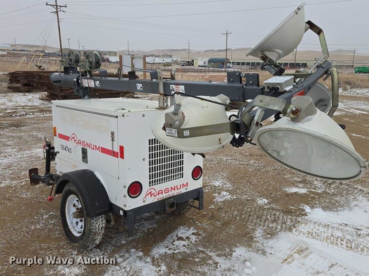 image for item EV5798 2011 Magnum MLT3060M light plant