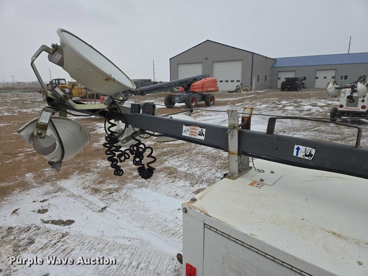 image for item EV5798 2011 Magnum MLT3060M light plant