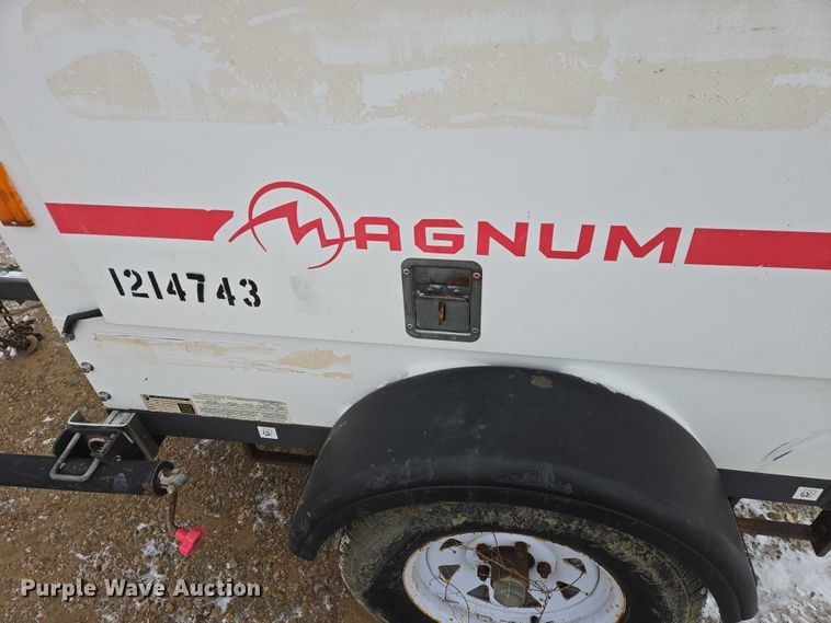 image for item EV5798 2011 Magnum MLT3060M light plant