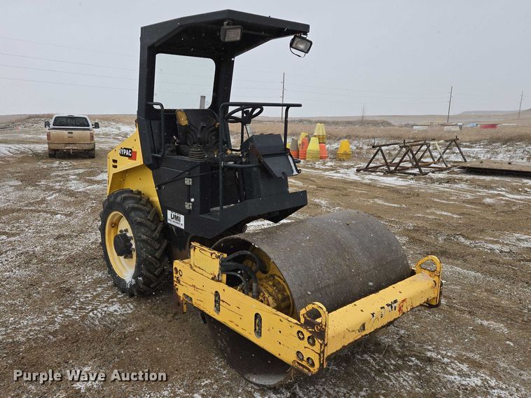 image for item EV5799 Hypac C815C single drum vibratory roller