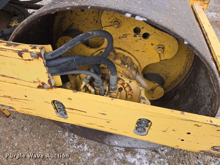 image for item EV5799 Hypac C815C single drum vibratory roller