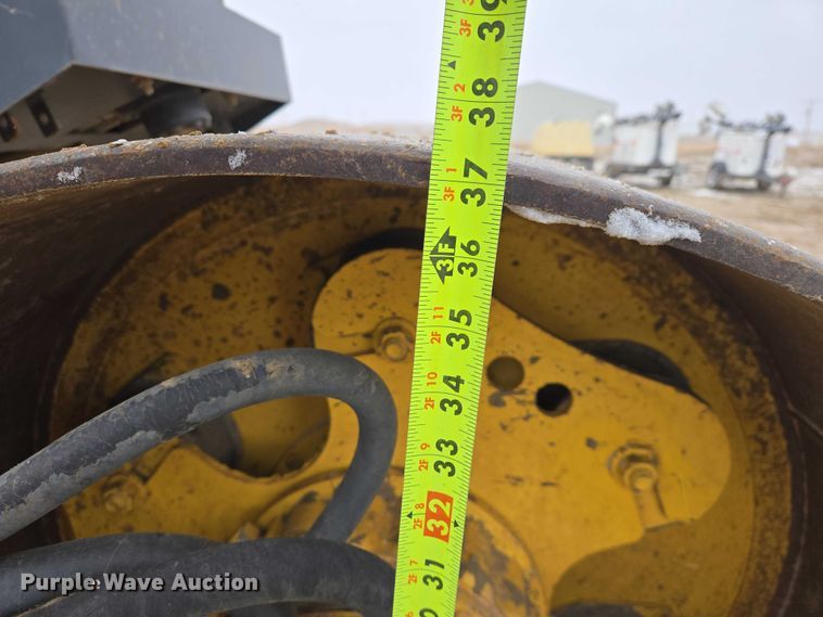 image for item EV5799 Hypac C815C single drum vibratory roller