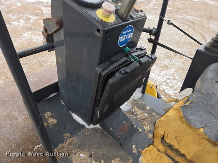 image for item EV5799 Hypac C815C single drum vibratory roller