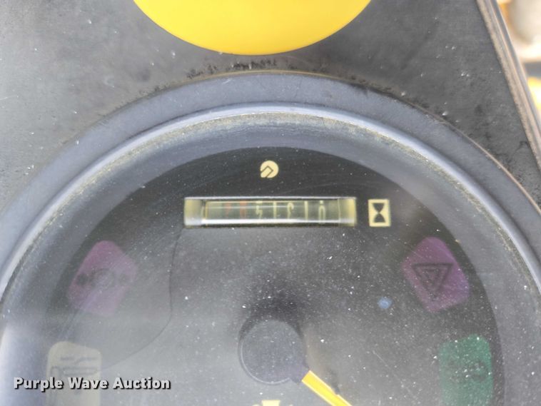 image for item EV5799 Hypac C815C single drum vibratory roller