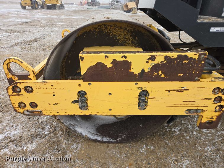 image for item EV5799 Hypac C815C single drum vibratory roller