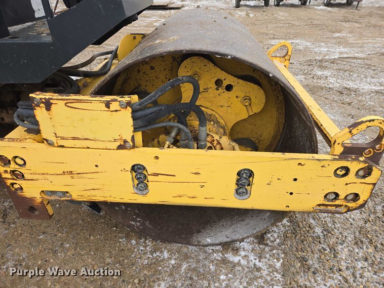 image for item EV5799 Hypac C815C single drum vibratory roller