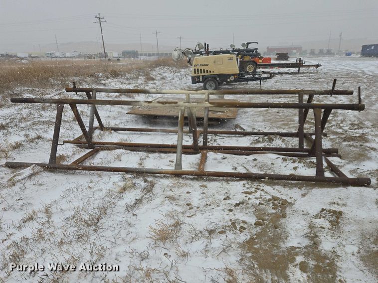 image for item EV5802 (2) pipe stands