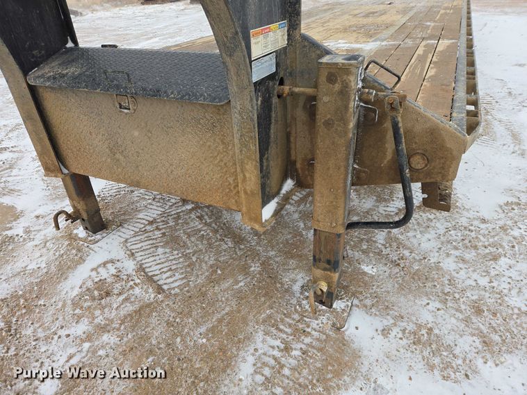 image for item EV5804 2023 PJ Trailers equipment trailer