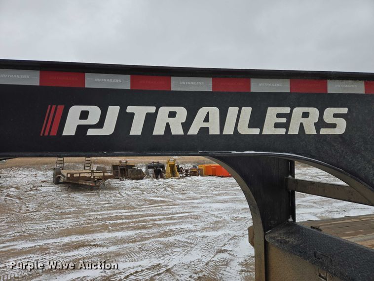 image for item EV5804 2023 PJ Trailers equipment trailer