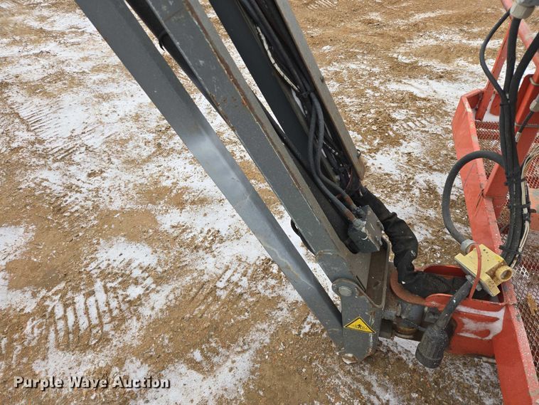 image for item EV5805 2014 Skyjack SJ66T boom lift