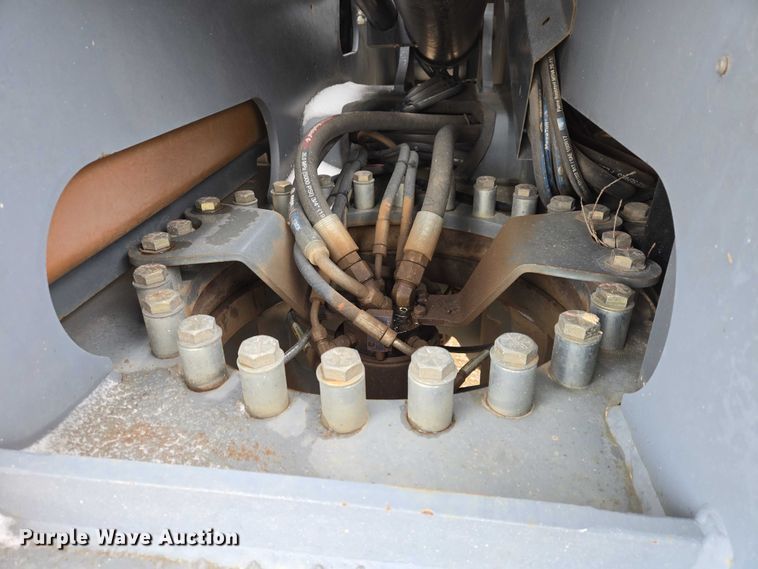 image for item EV5805 2014 Skyjack SJ66T boom lift