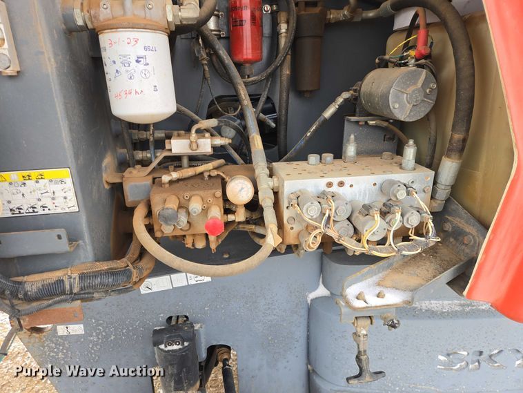 image for item EV5805 2014 Skyjack SJ66T boom lift