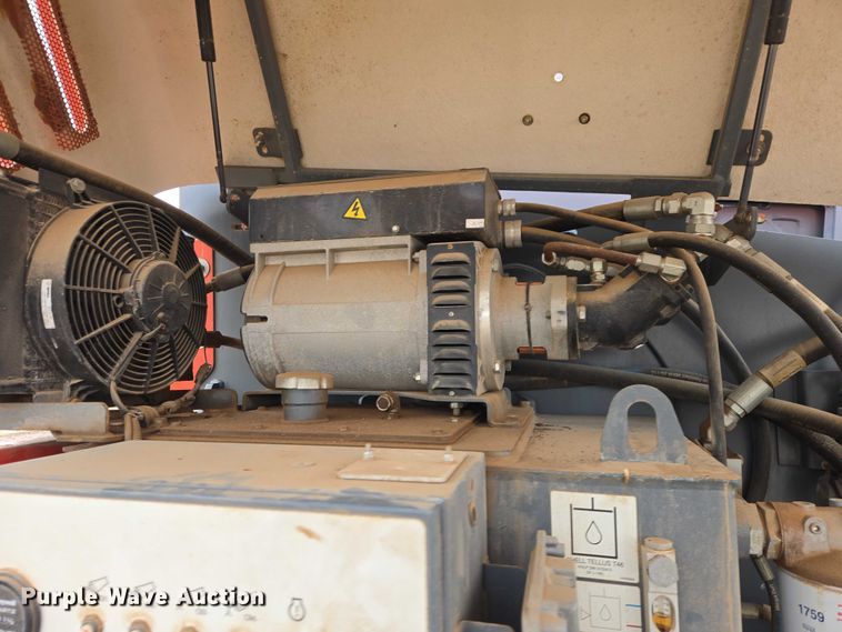 image for item EV5805 2014 Skyjack SJ66T boom lift