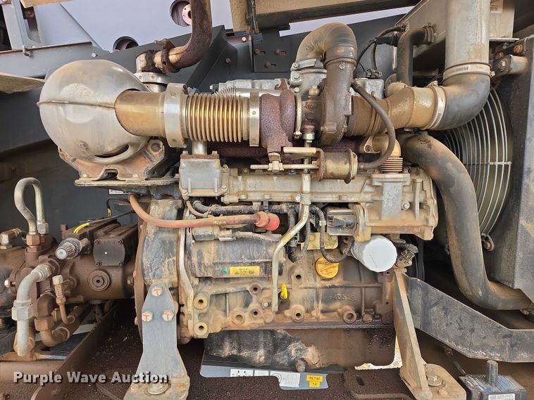 image for item EV5805 2014 Skyjack SJ66T boom lift