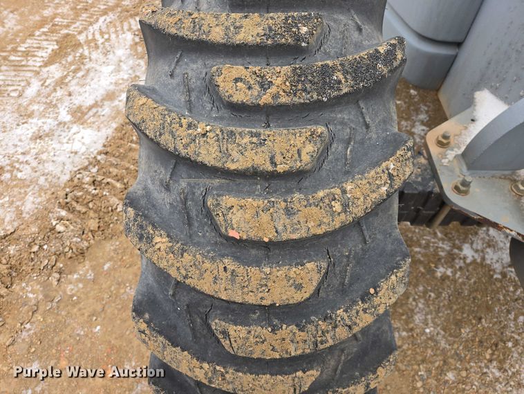 image for item EV5805 2014 Skyjack SJ66T boom lift