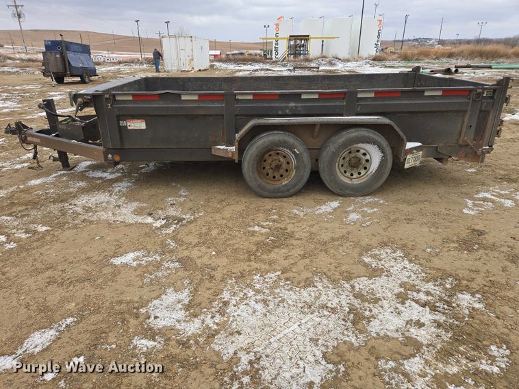 image for item EV5806 2017 MaxxD dump trailer