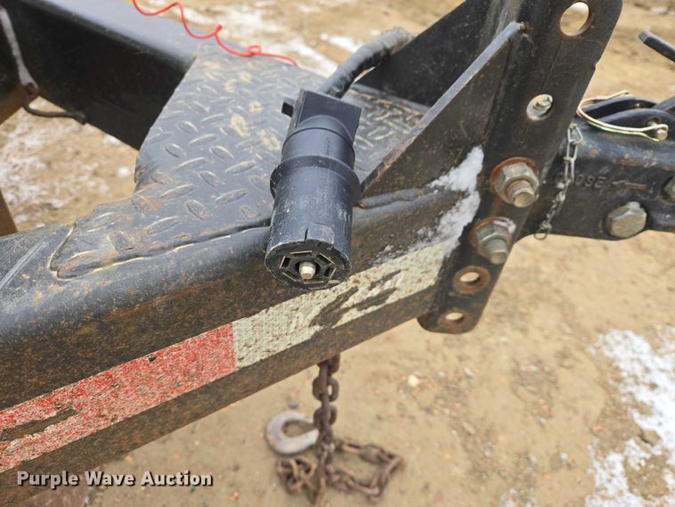 image for item EV5806 2017 MaxxD dump trailer