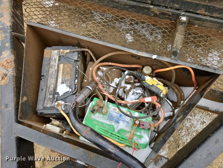 image for item EV5806 2017 MaxxD dump trailer