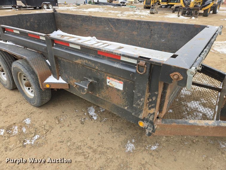 image for item EV5806 2017 MaxxD dump trailer