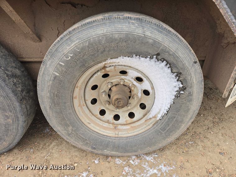 image for item EV5806 2017 MaxxD dump trailer