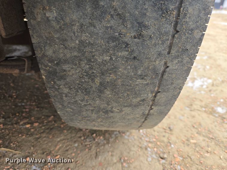 image for item EV5806 2017 MaxxD dump trailer