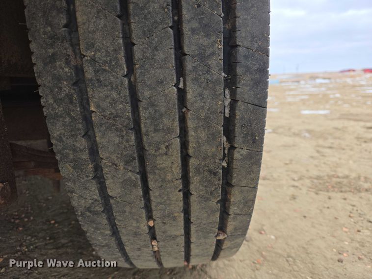 image for item EV5806 2017 MaxxD dump trailer