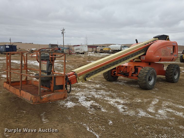 image for item EV5809 2008 JLG 600S boom lift