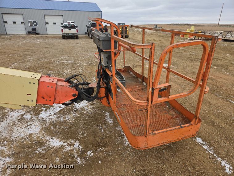 image for item EV5809 2008 JLG 600S boom lift