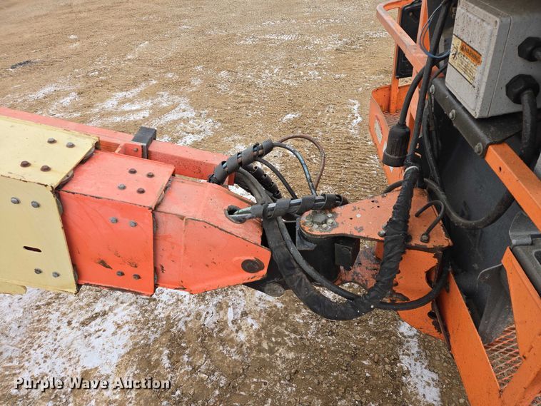 image for item EV5809 2008 JLG 600S boom lift