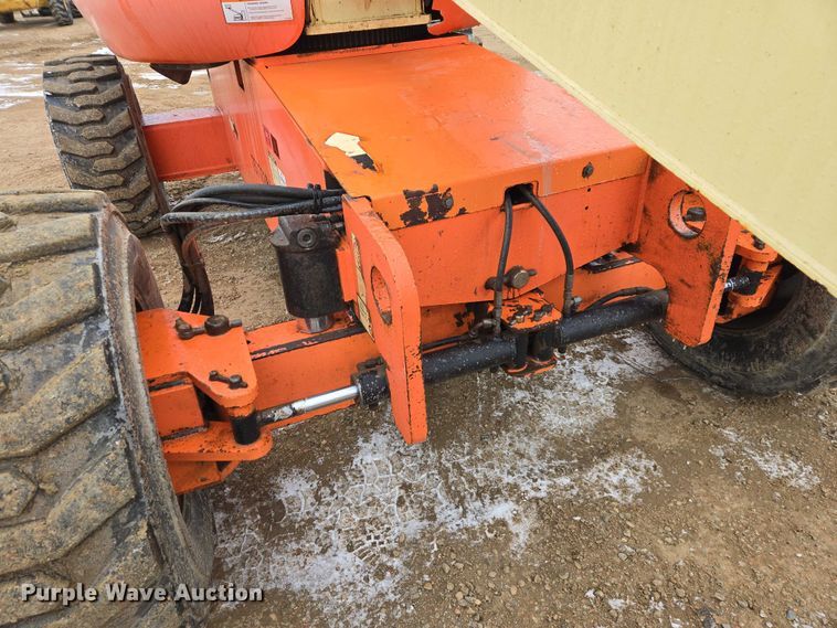image for item EV5809 2008 JLG 600S boom lift