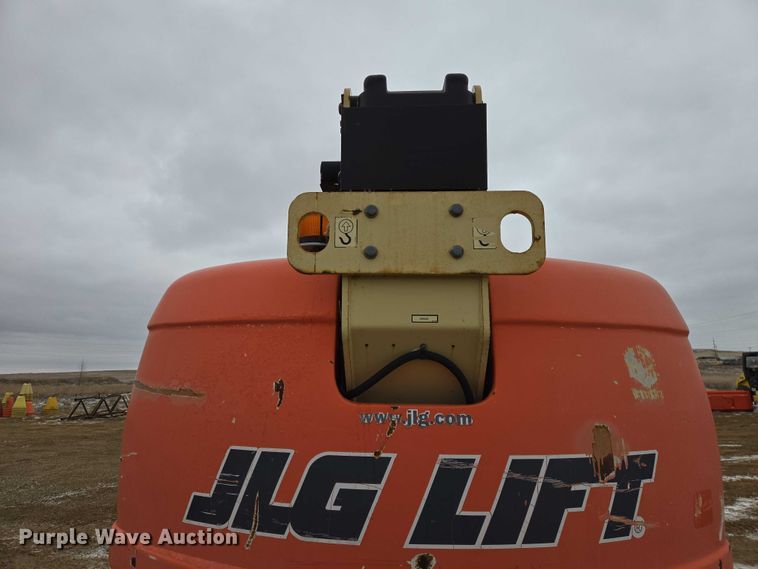 image for item EV5809 2008 JLG 600S boom lift