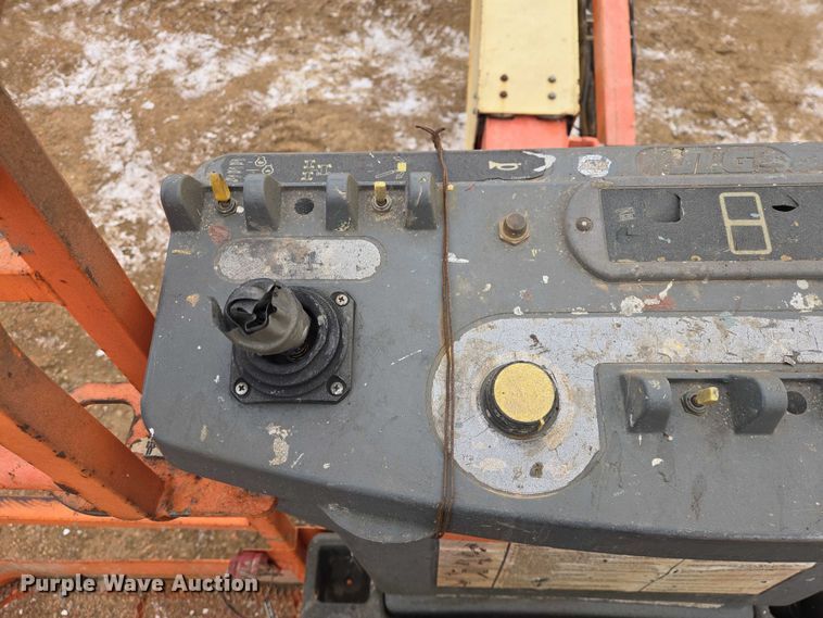 image for item EV5809 2008 JLG 600S boom lift