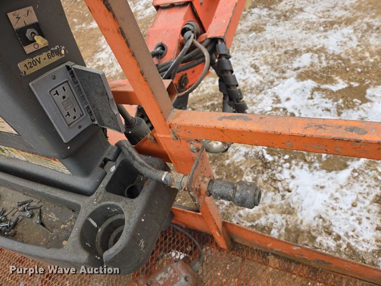 image for item EV5809 2008 JLG 600S boom lift