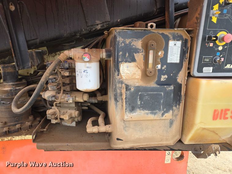 image for item EV5809 2008 JLG 600S boom lift