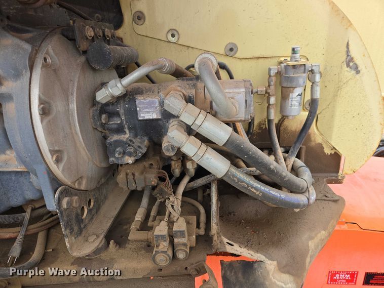 image for item EV5809 2008 JLG 600S boom lift