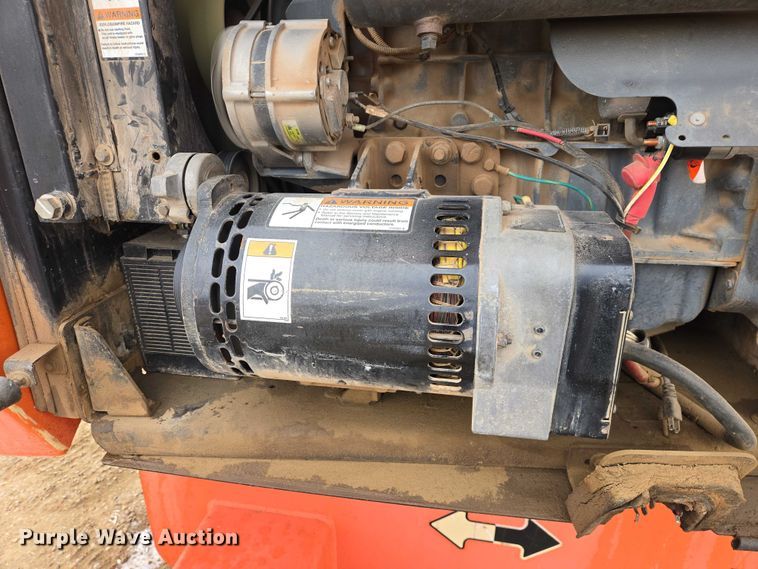 image for item EV5809 2008 JLG 600S boom lift