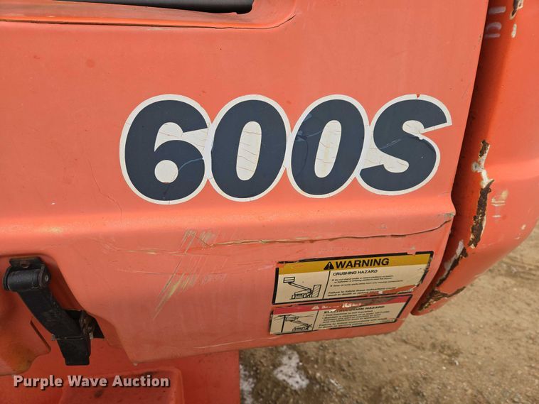 image for item EV5809 2008 JLG 600S boom lift