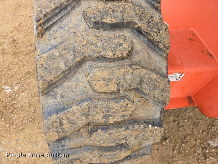 image for item EV5809 2008 JLG 600S boom lift