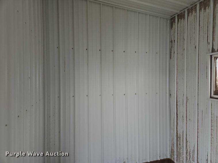 image for item EV5811 Welding shed